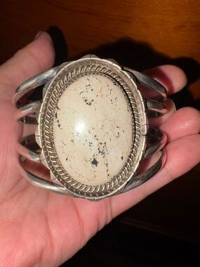 Cream White Howlite Speckled Stone Silver Cuff Bracelet